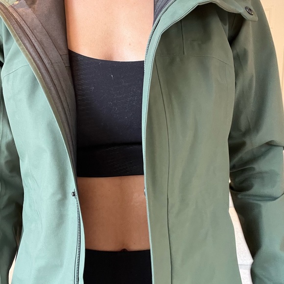 Arc’teryx green Gore-Tex Parka Jacket XS - Picture 6 of 16